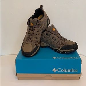 Like New/Columbia North Plains 2 Waterproof Hiker.